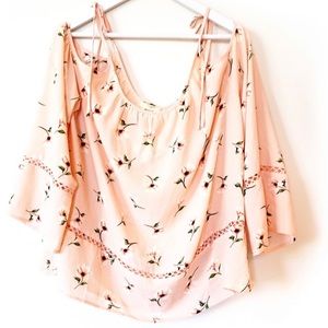 ❗️NEW❗️BLU PEPPER PEACH 🍑 Cold Shoulder TOP